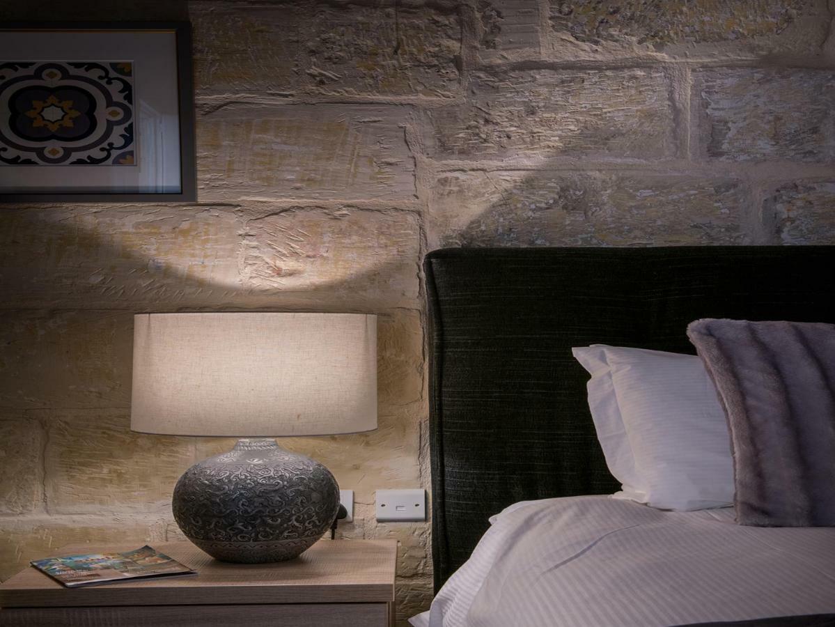 Julesy'S Bnb Cospicua Exteriör bild
